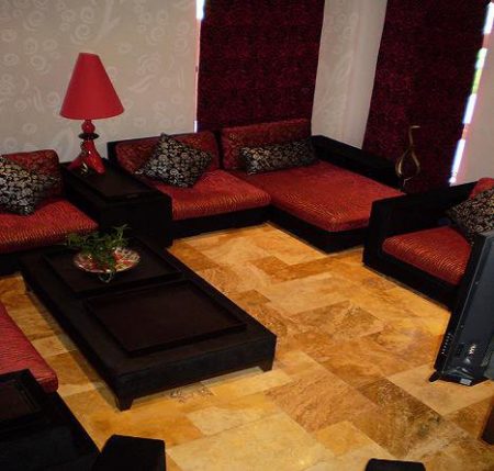 مجالس-عربية-سعودية-باللون-الاحمر- (11)