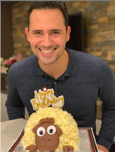 ظافر العابدين يحتفل بعيد ميلاده بخروف