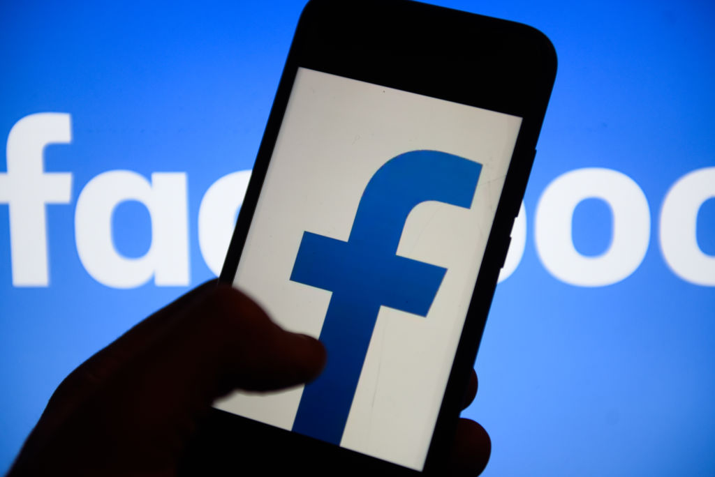 فيسبوك تطرح تحديث جديد للرقابة الأبوية على الأبناء