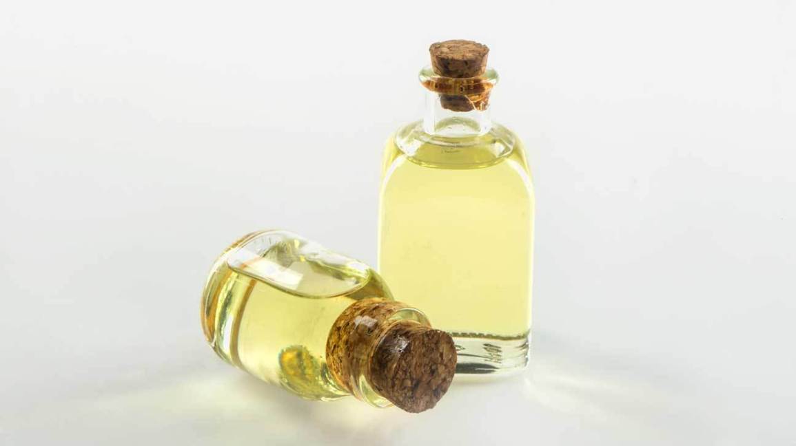 فوائد زيت الجوجوبا للجسم