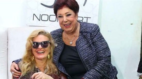 يسرا تنعي رجاء الجداوي بالبكاء وكلمات مؤثرة جدا