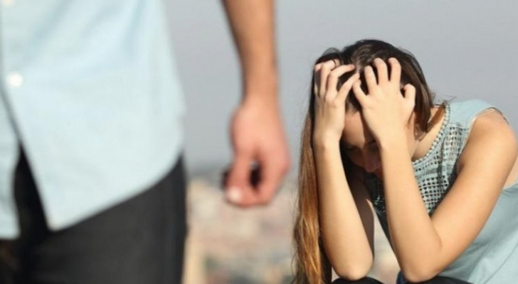 عروس تخلع زوجها بسبب تجديد فاتورة الإنترنت