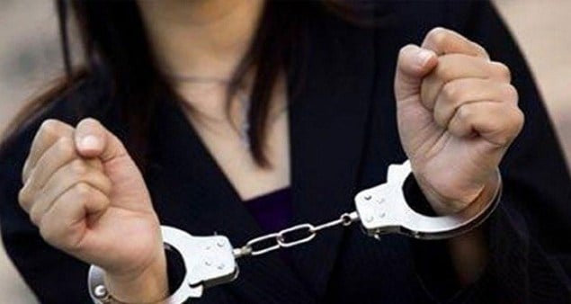 زوجة تقتل زوجها وتقطع جسده لأجزاء لأنه تزوج عليها