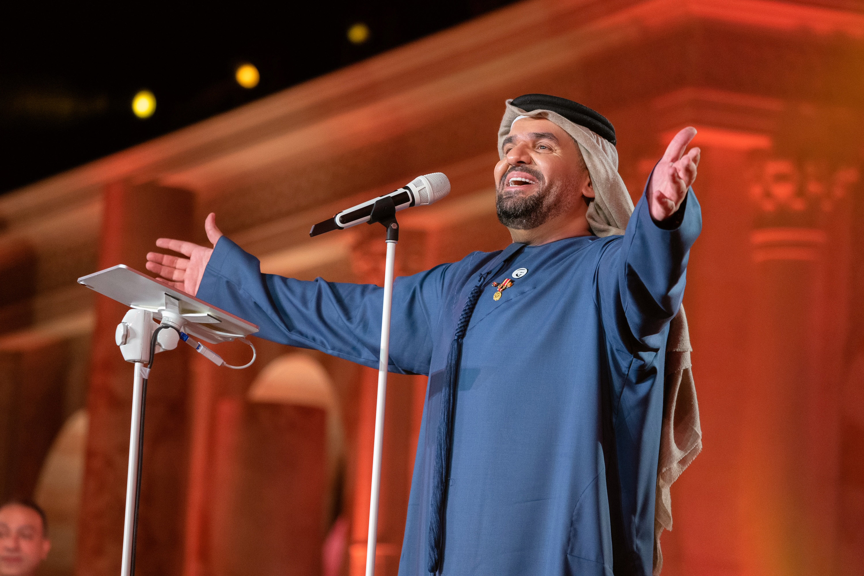 حسين الجسمي يفتتح أول الحفلات الغنائية في "مدرّج خورفكان" 