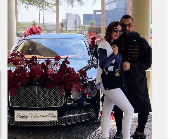 درة توضح حقيقة سيارة عيد الحب