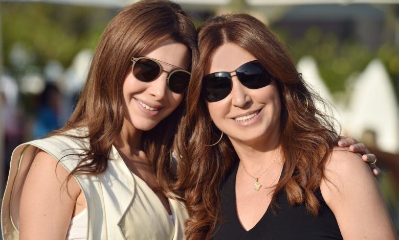هدية نانسي لوالدتها في عيد الأم