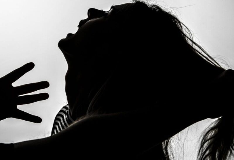 رجل يذبح زوجته وابنه في نهار رمضان لسبب غريب!!