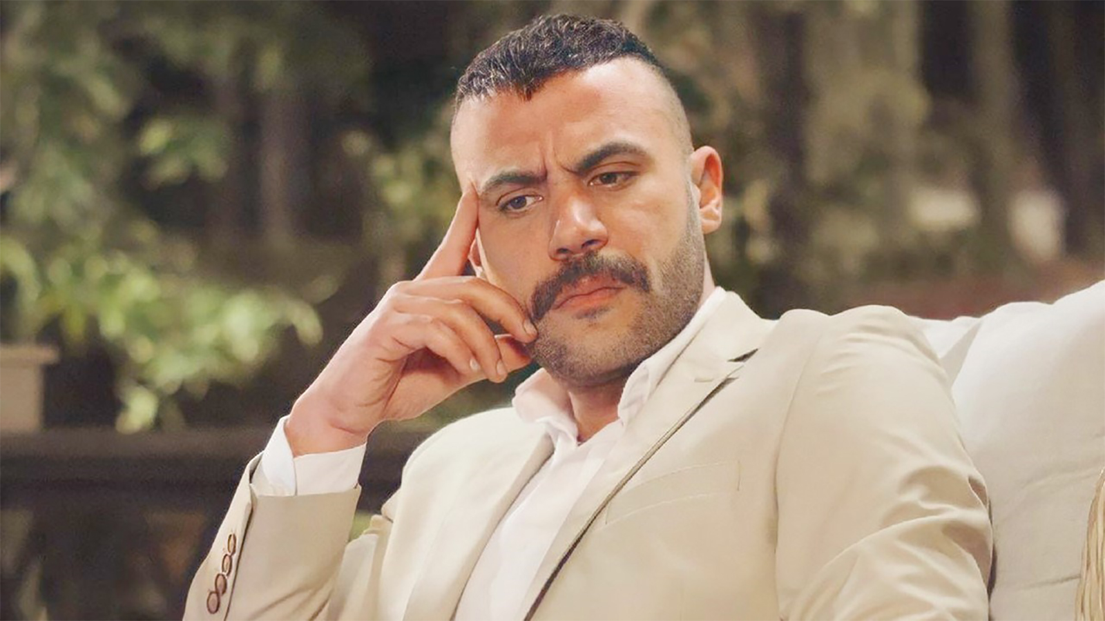 بلاغات ضد الفنانين