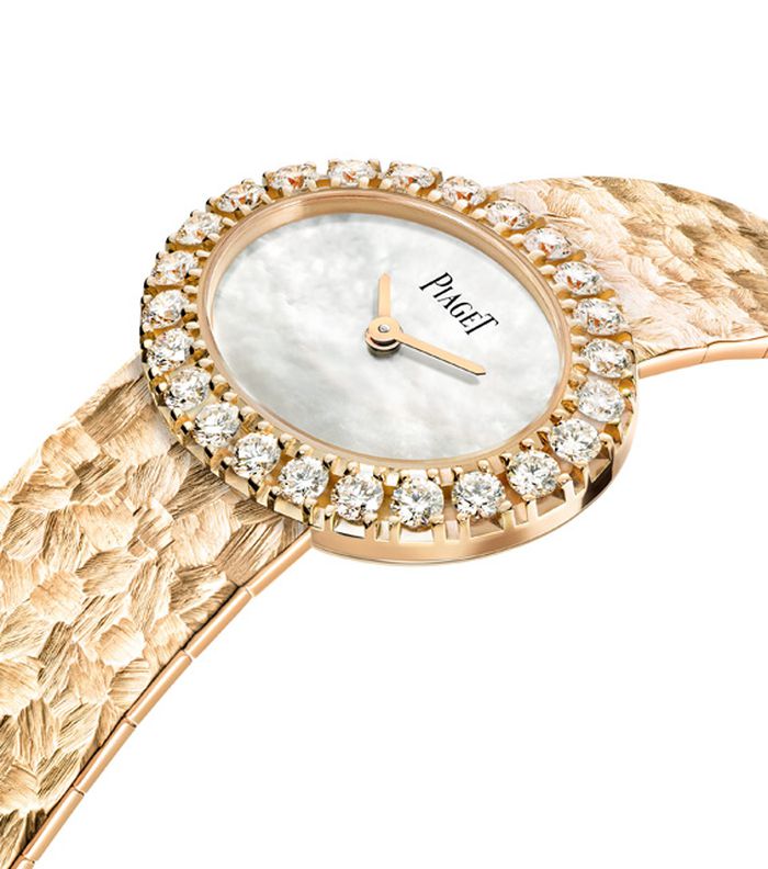 ساعات نسائية راقية من مختلف الأنواع والماركات العالمية