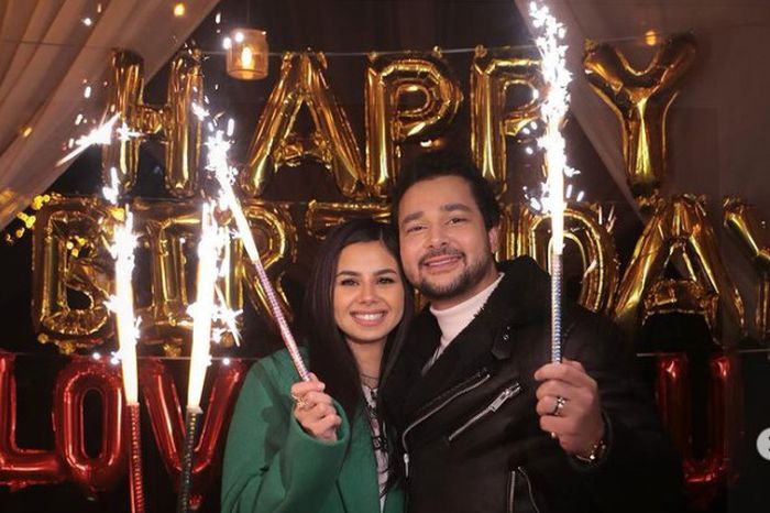 منة عرفة تحتفل بعيد ميلاد زوجها