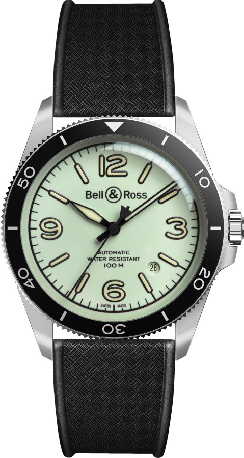 Bell & Ross   تقدم ساعة BR V2-92 FULL LUM
