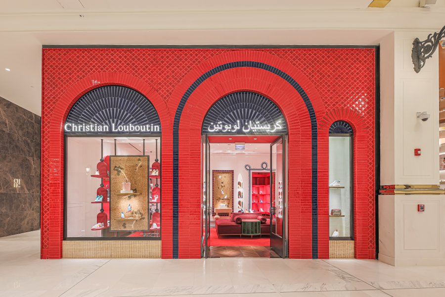 افتتاح متجر كريستيان لوبوتان الجديد في بلاس ڤاندوم الدوحة