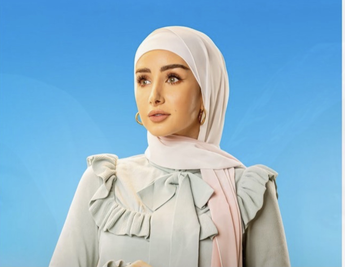 هنا الزاهد بالحجاب