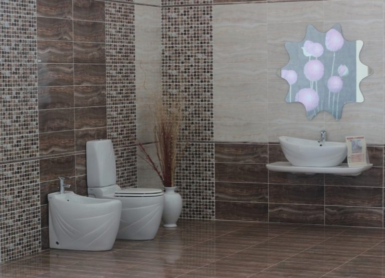 ورق جدران حمامات