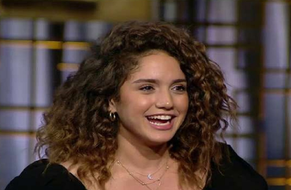 رنا رئيس تتفاجئ بطلب زواج على الهواء