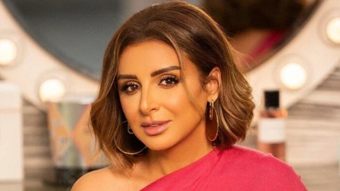 حفلاً جديدًا للنجمة المصرية أنغام في دبي