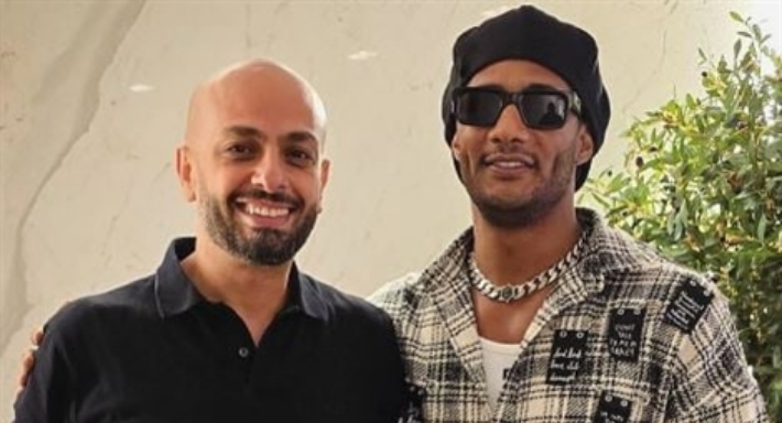 أحمد مراد ينفي تقديم محمد رمضان لروايته لوكاندة بير الوطاويط