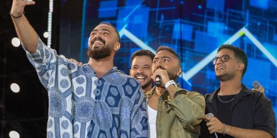 أول تعليق من تامر حسني بعد توقف حفله أكثر من مرة