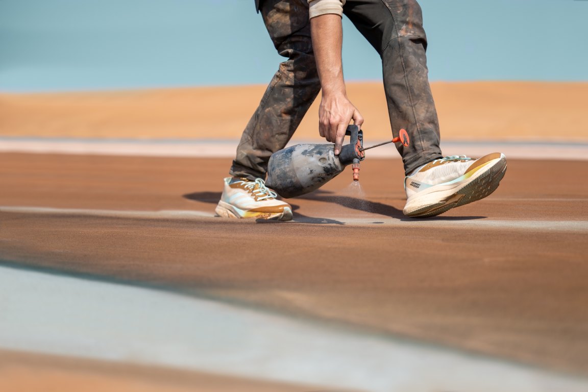 ADIZERO DESERT RUNNER