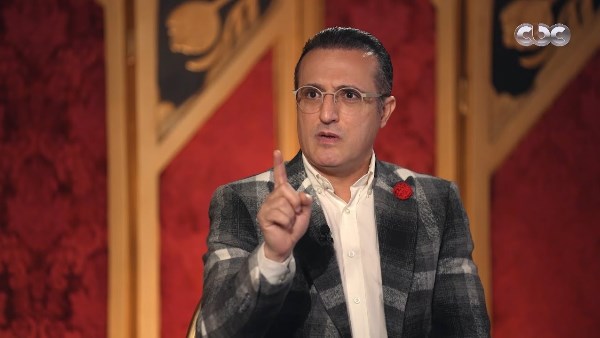 شريف مدكور يعترض على الانتقادات الموجهة له ويرد على باسم يوسف أديك بترقص يا دكتور