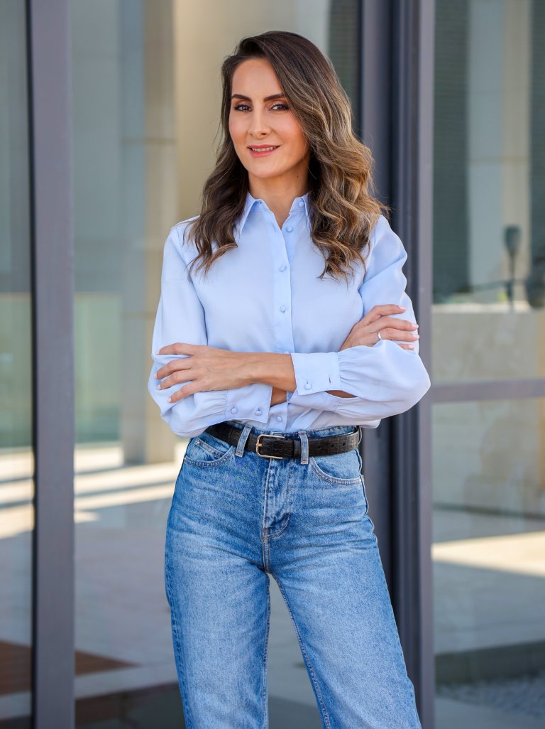 نايلة حداد مؤسّسة علامة  "One of a Kin"تتألّق في برنامج "شارك تانك دبي" بعلامتها الثورية لملابس النوم