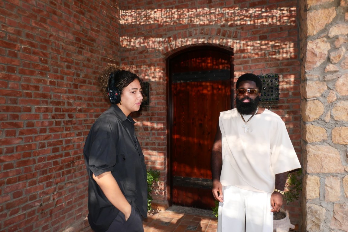 محمد رمضان يتعاون مع المخرجة الصاعدة ليلى غالب في أغنيته الجديدة " جوانا برج الثور"