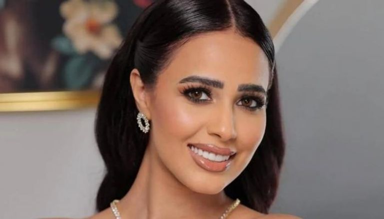 رسالة غامضة من رنا سماحة: ربنا ينتقم من كل أب يؤذي ابنه