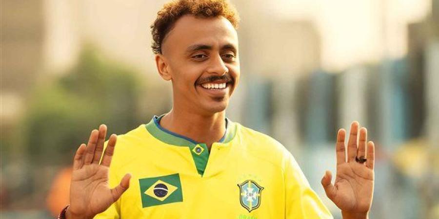 كزبرة عن لقاؤه مع مايكل أوين نصحته يشتغل في مصر ووقفت معاه وقفة حلوة