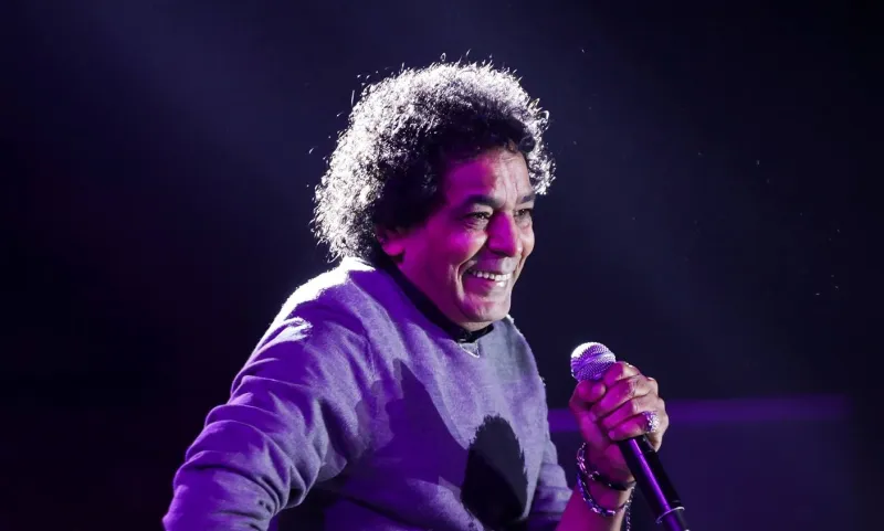 عودة قوية لأيقونة الغناء محمد منير في موسم عيد الأضحى