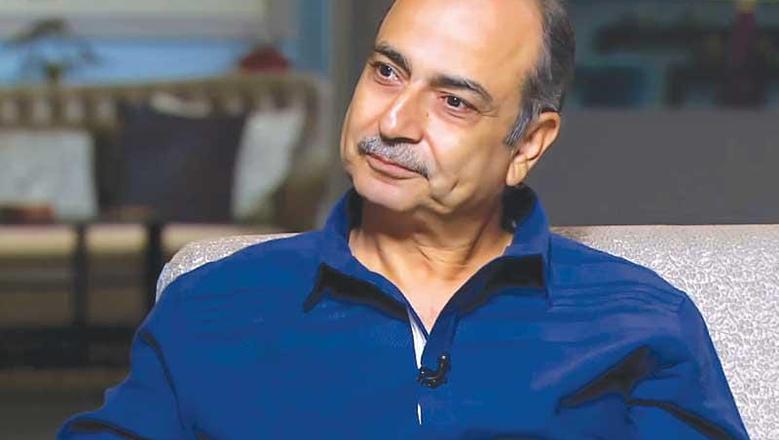 أحمد كمال يوضح حقيقة الصورة المنتشرة للفنانة عبلة كامل عبر مواقع السوشيال ميديا