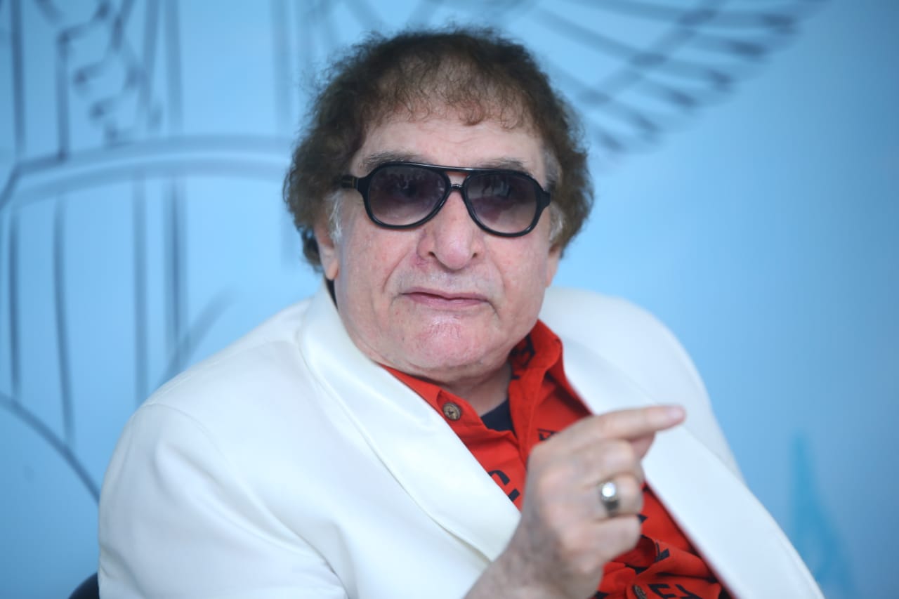 محيي اسماعيل أنا مش متواضع ولازم اللي يكرمني يديني قيمتي