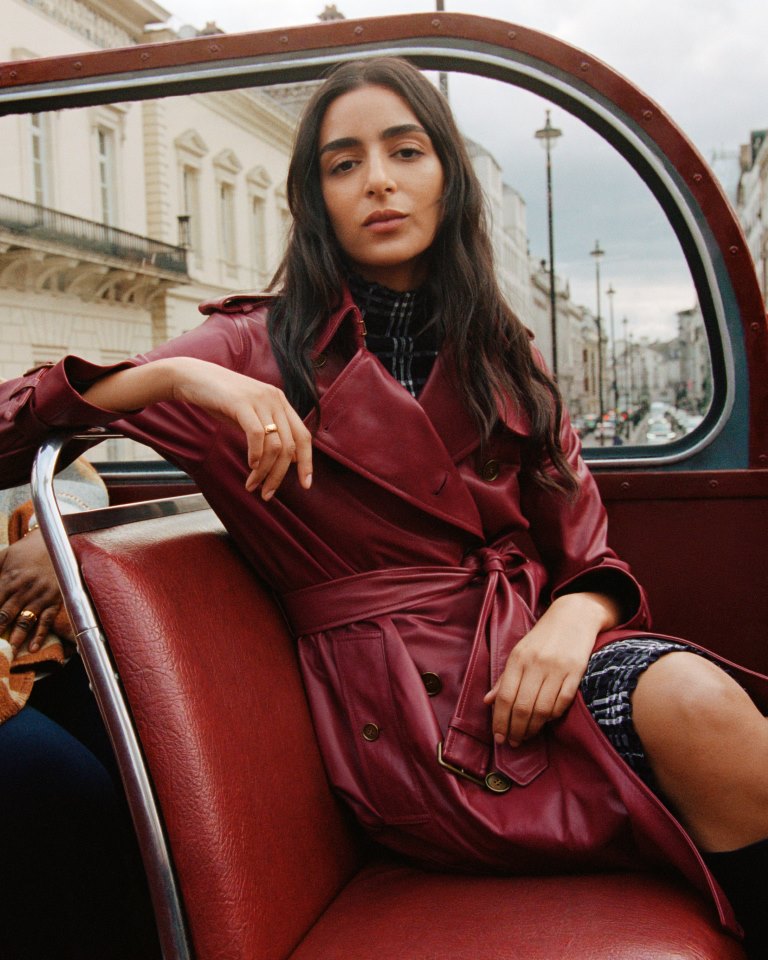 Burberry تحتفل بالعودة إلى المدينة مع Bus Aunty و Nora Attal