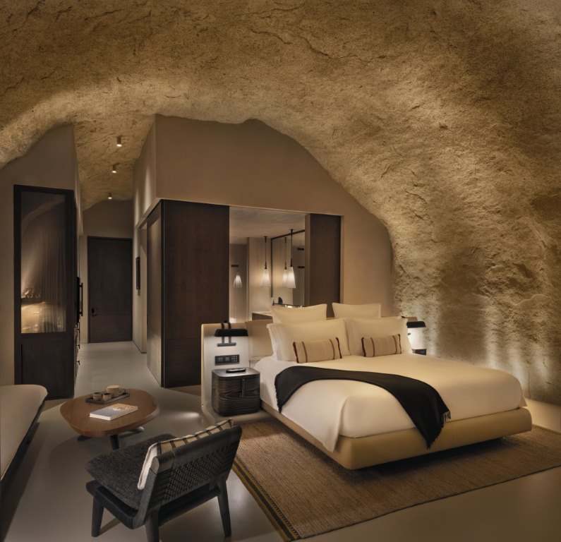 احتفل باليوم الوطني السعودي في شيبارة وديزرت روك