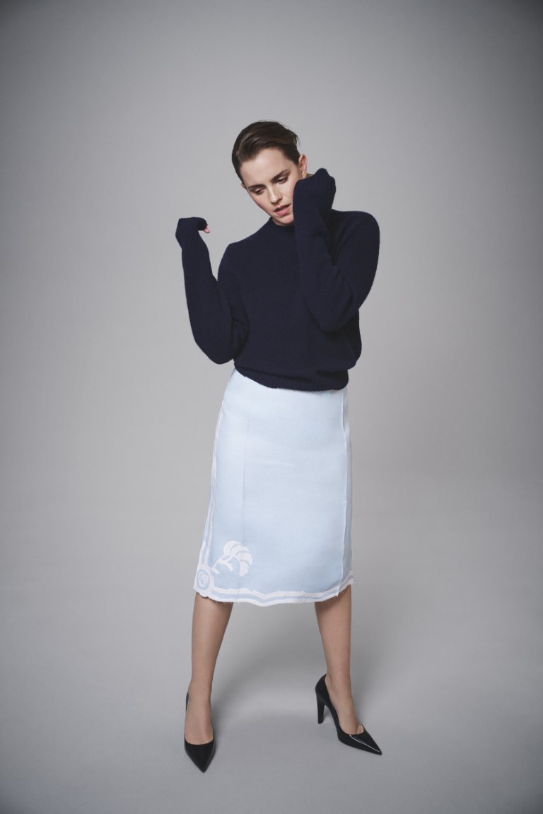 مقابلة مع إيما واتسون حول عطر Prada Paradoxe Radical Essence