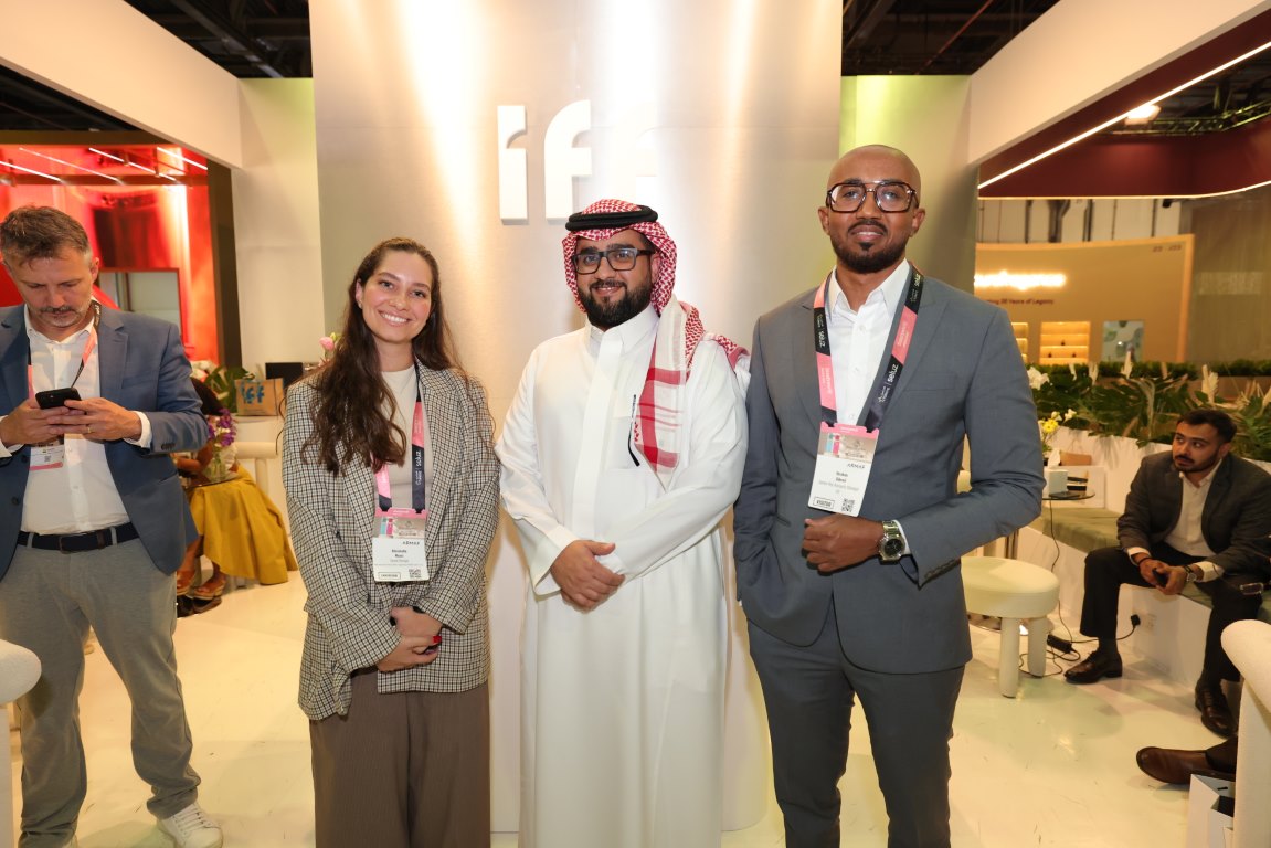 عطور IFF تسجل حضورا قويا في معرض بيوتي وورلد الشرق الأوسط 2025