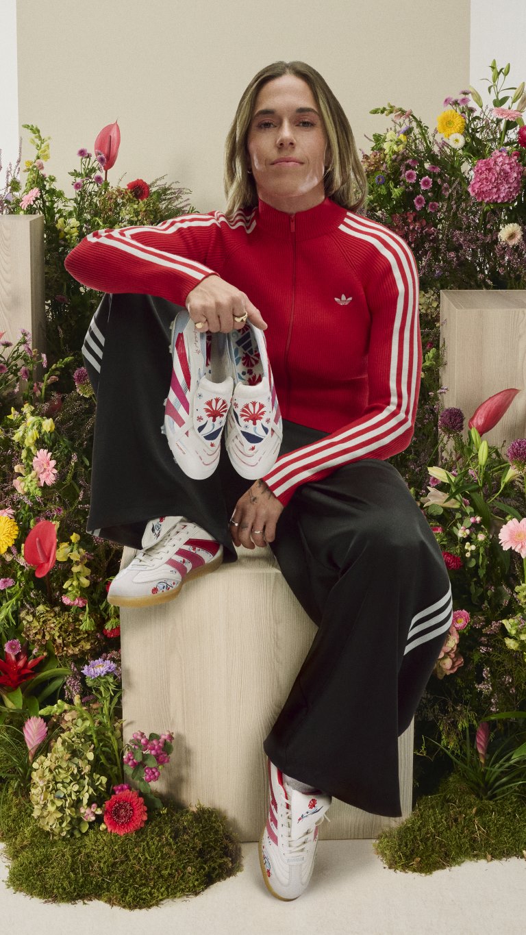 ديانا الشمري تضع بصمتها على حذاء أديداس الأشهر