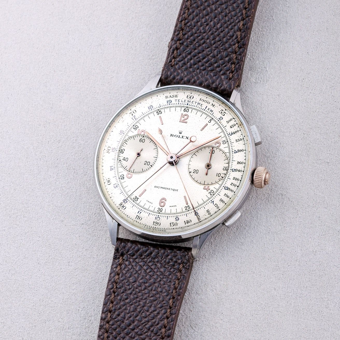 مزاد في دبي يسجل بيع ساعة رولكس مقابل 4.7 مليون دولار