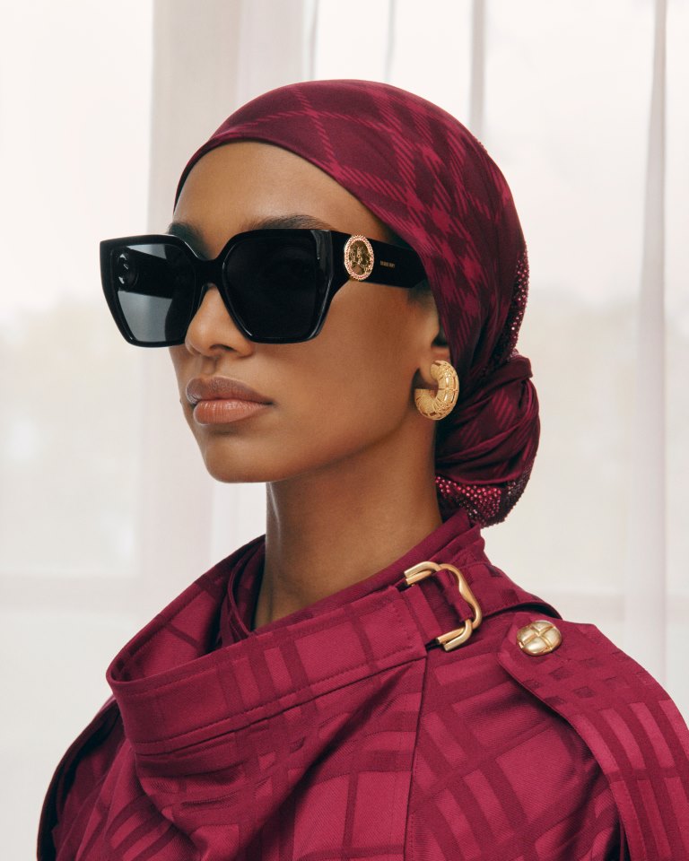  BURBERRY تطلق التشكيلة الحصرية المصغّرة شهر رمضان