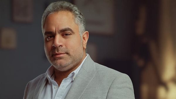 محمد شاهين يتحدث عن تفاصيل تقديم لام شمسية وجانب من ملامح شخصيته