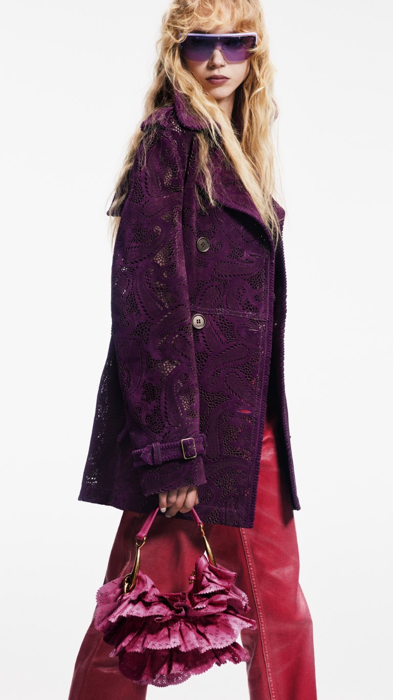 BURBERRY تطلق حملتها الجديدة لتشكيلة موسم صيف 2026