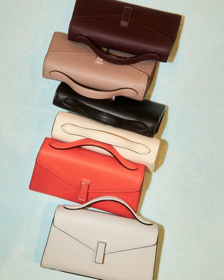 في أسبوع ميلانو للموضة: فاليكسترا تقدم إيفولفنج آركيتكتشر