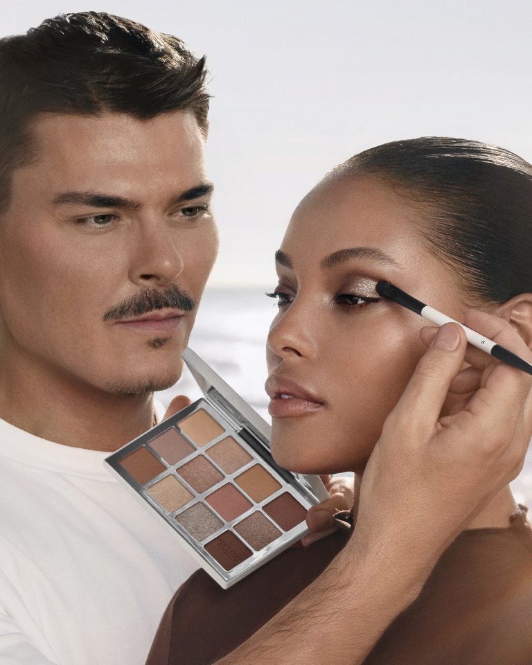 Make Up By Mario تطلق مجدداً باليت Ethereal Eyes