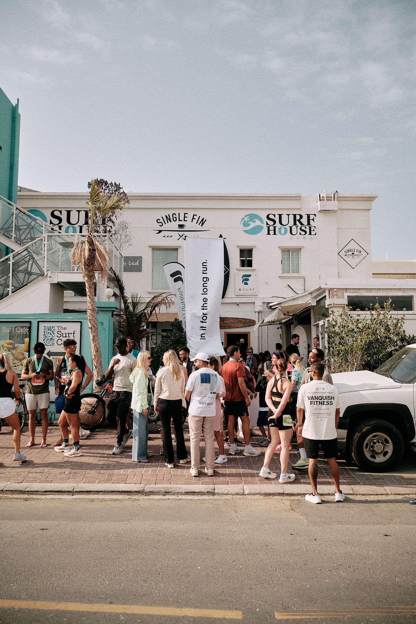 شراكة نيو بالانس ونادي جميرا جونز لدعم رياضيي المجتمع