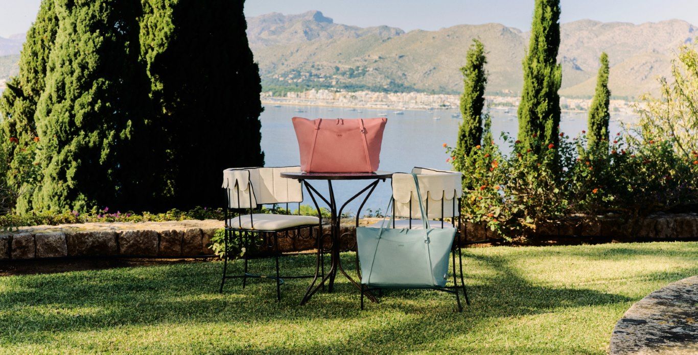 "هروب متوسطي": TUMI تكشف عن سحر مجموعة ربيع 2026