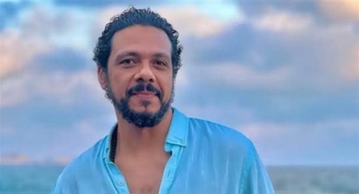 حمزة العيلي يوجه الشكر لفريق عمل مسلسل حكاية نرجس ويكشف سبب عدم حضوره في ضيافة منى الشاذلي