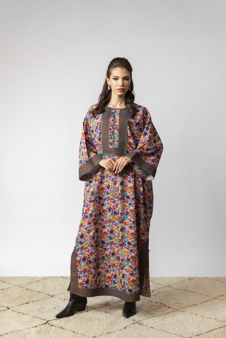 "أصول": فن الحِرفة يلتقي بالحشمة العصرية