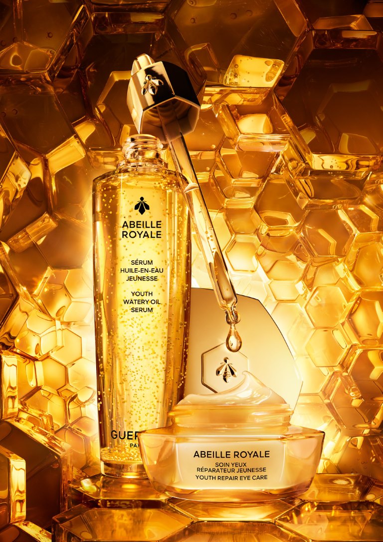 جيرلان تكشف عن "أباي رويال": إكسير الحياة الذي يروض الزمن حول عينيكِ