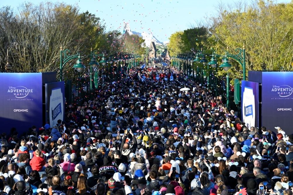 من الخيال إلى الواقع.. "ديزني أدفنتشر وورلد" يدعوكم لاكتشاف مملكة آرينديل