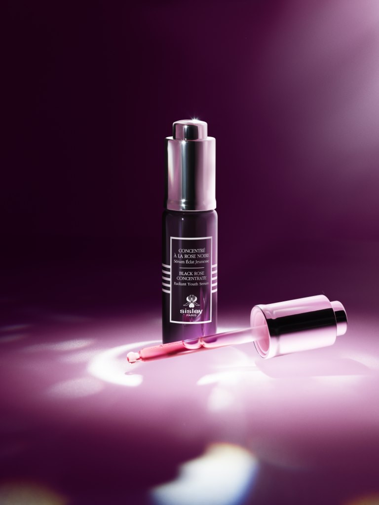 بلاك روز من سيسلي: ثورة في عالم سيروم النضارة والشباب