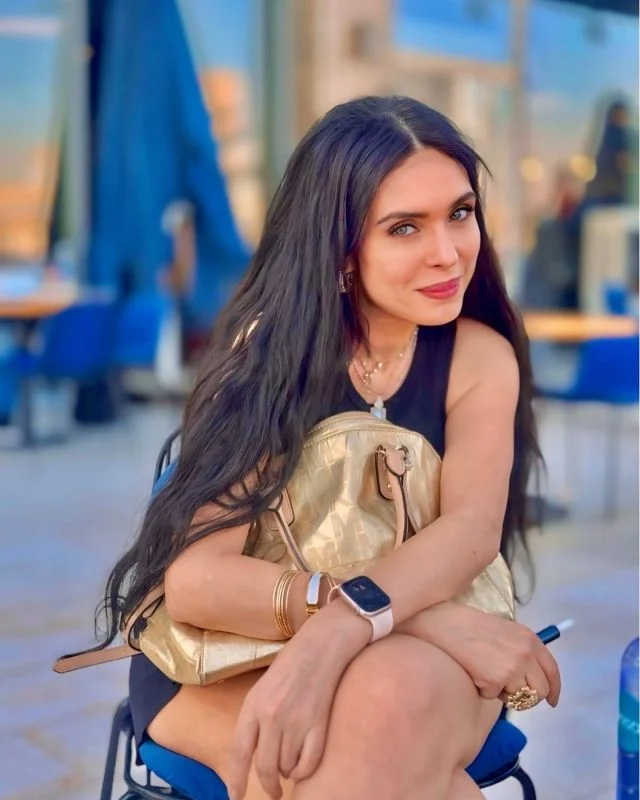 دينا تثير الجدل بتصريحاتها عن الزواج المؤقت ولما جبريل تعلق الأزهر قفل الباب ده وحرم جواز التجربة